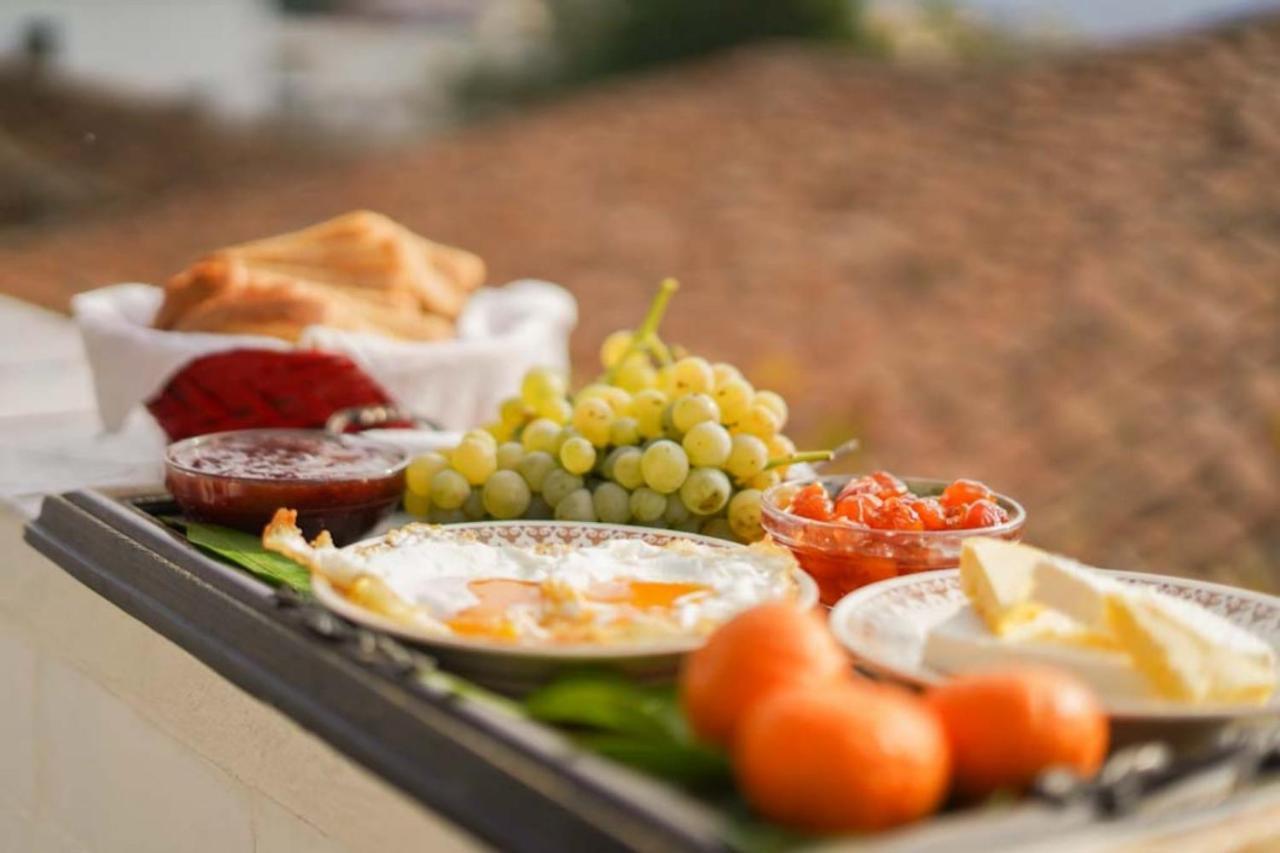 Tomor Shehu Guest House Берат Екстериор снимка
