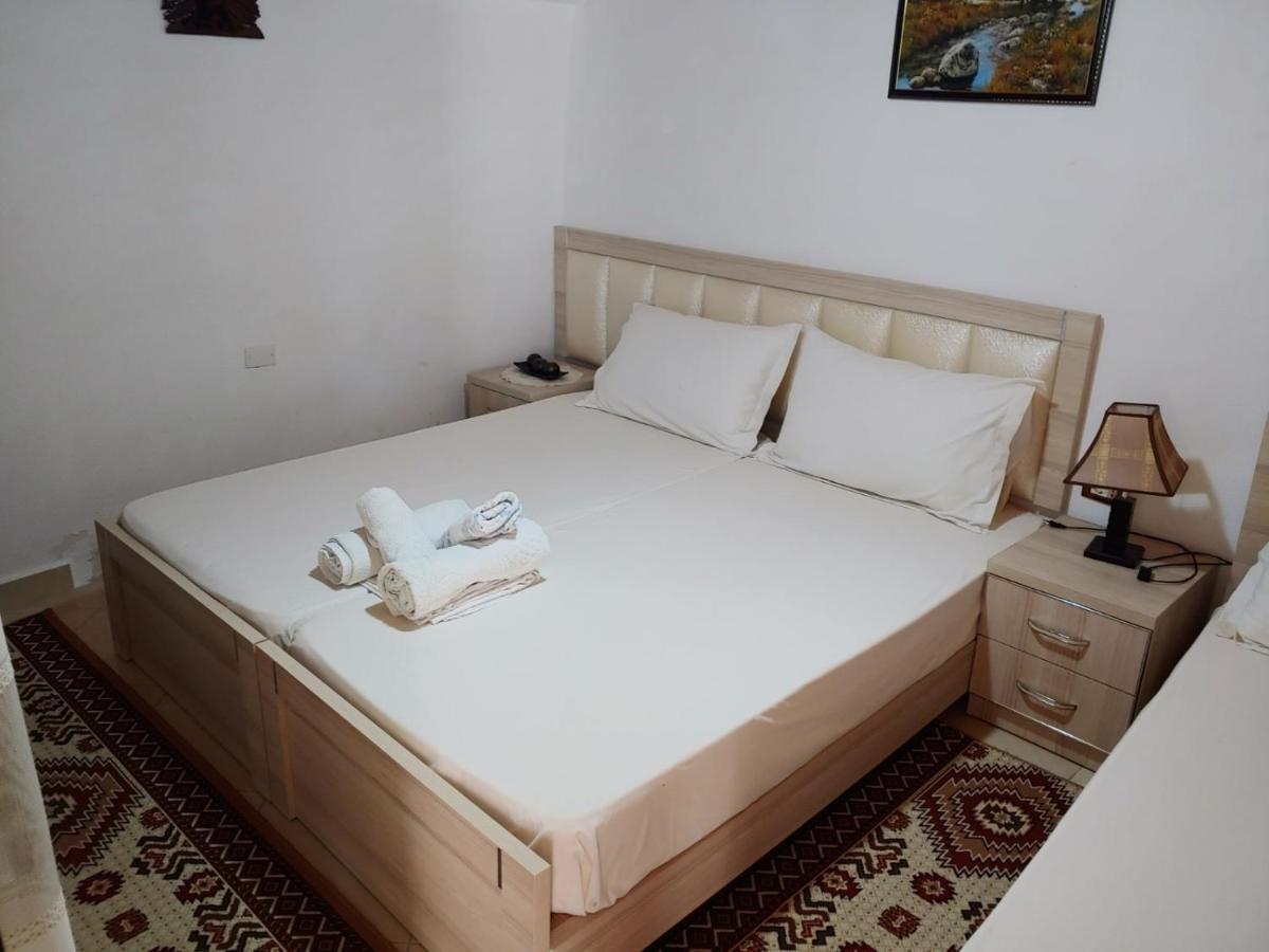 Tomor Shehu Guest House Берат Екстериор снимка