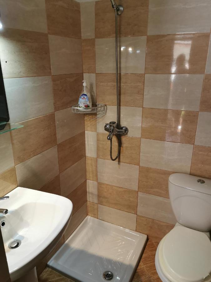 Tomor Shehu Guest House Берат Екстериор снимка